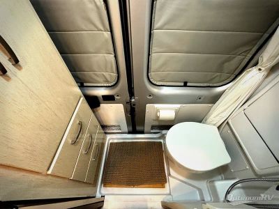 2024 Jayco Swift — photo 19 view