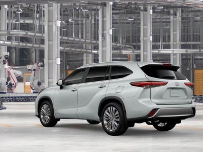 2026 Toyota Highlander Hybrid - Photo 8