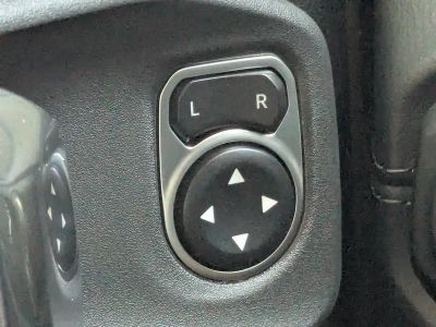 2026 Jeep Gladiator — photo 24 view