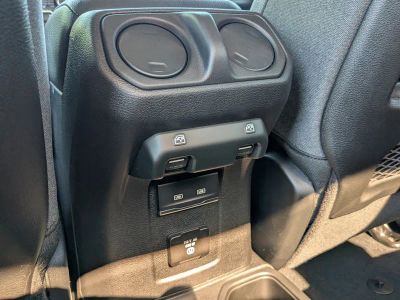 2026 Jeep Gladiator — photo 14 view