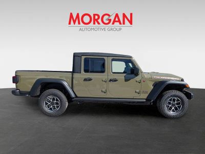 2026 Jeep Gladiator — side profile view