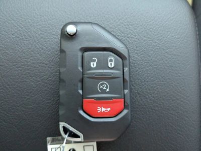 2026 Jeep Gladiator — photo 28 view