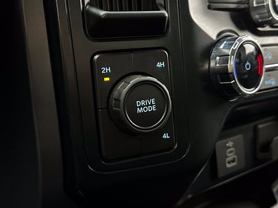 2025 Ford F-150 - Photo 15