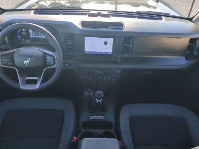 2023 Ford Bronco — photo 16 view