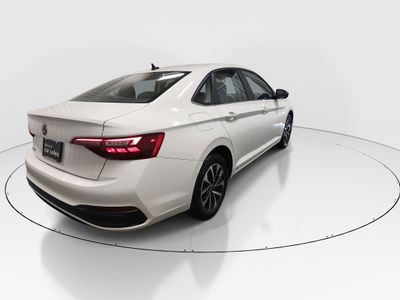 2024 Volkswagen Jetta — photo 7 view