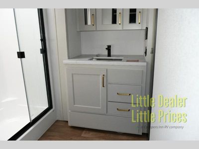 2026 Grand Design Influence - Photo 33