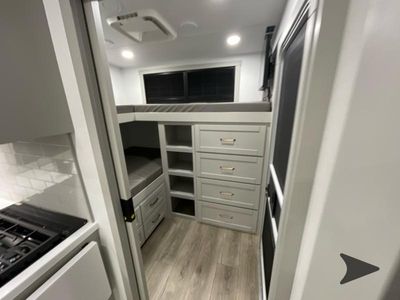 2026 Brinkley Model Z - Photo 36