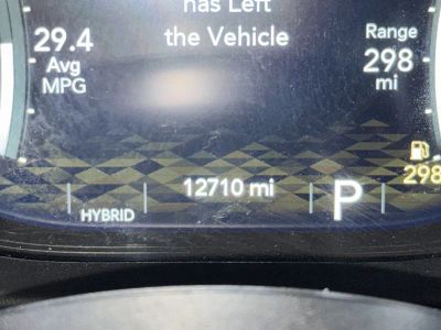 2023 Jeep Wrangler — photo 25 view