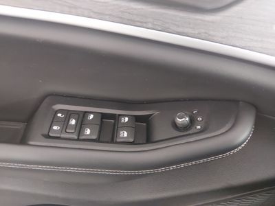2023 Jeep Grand Cherokee - Photo 19