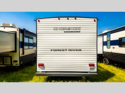 2025 Forest River Cherokee Grey Wolf - Photo 6