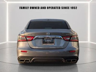 2021 Nissan Maxima — detail view