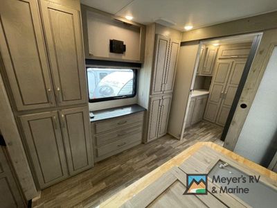 2022 Keystone RV Alpine - Photo 26