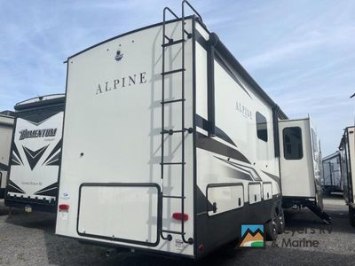 2022 Keystone RV Alpine - Photo 4