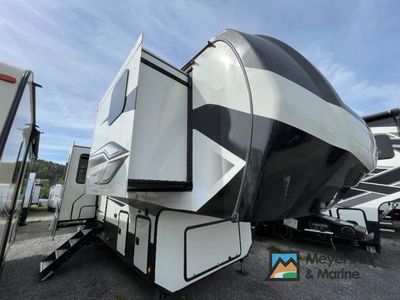 2022 Keystone RV Alpine - Photo 1