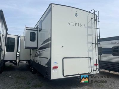2022 Keystone RV Alpine - Photo 5