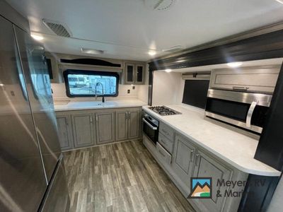 2022 Keystone RV Alpine - Photo 8