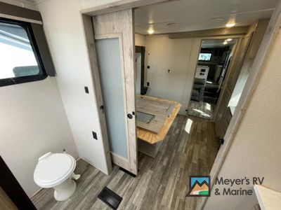 2022 Keystone RV Alpine - Photo 27