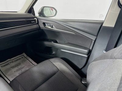 2025 Toyota Camry — photo 24 view