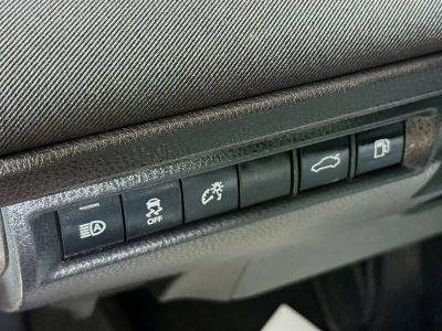 2025 Toyota Camry — photo 8 view