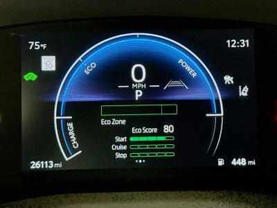 2025 Toyota Camry — photo 11 view