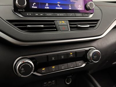 2021 Nissan Altima - Photo 15