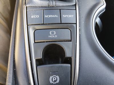 2024 Toyota Camry - Photo 19