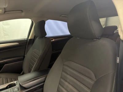 2019 Ford Fusion Hybrid - Photo 14