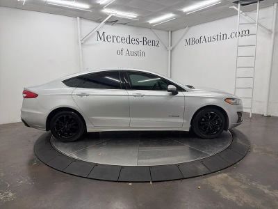 2019 Ford Fusion Hybrid - Photo 8