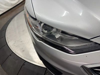2019 Ford Fusion Hybrid - Photo 9