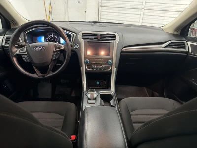2019 Ford Fusion Hybrid - Photo 23