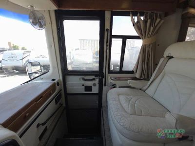 1999 Holiday Rambler Navigator — photo 21 view