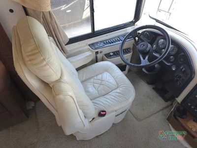 1999 Holiday Rambler Navigator — photo 26 view