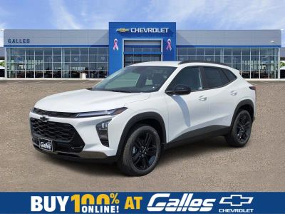 2026 Chevrolet Trax ACTIV in Summit White — front three-quarter view