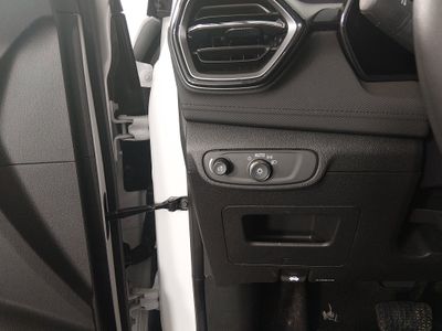 2025 Chevrolet Trailblazer — photo 13 view