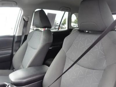 2024 Toyota RAV4 — photo 26 view