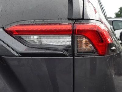 2024 Toyota RAV4 — photo 9 view