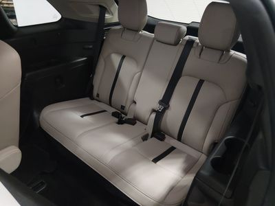 2025 Mazda CX-90 - Photo 18