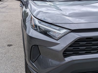 2025 Toyota RAV4 - Photo 10