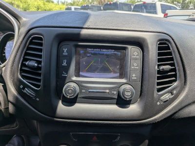 2018 Jeep Compass — photo 19 view