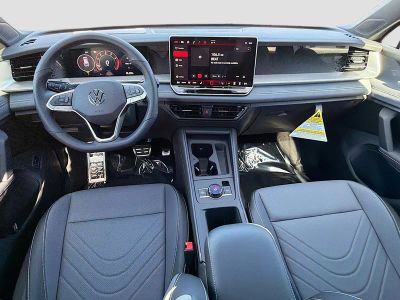 2026 Volkswagen Tiguan — photo 16 view