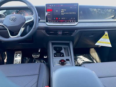 2026 Volkswagen Tiguan — photo 19 view