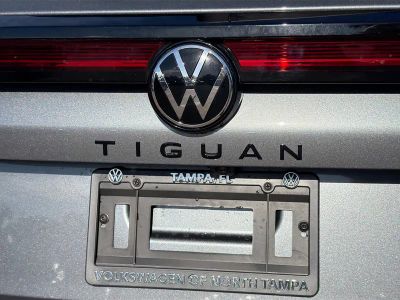 2026 Volkswagen Tiguan — photo 11 view