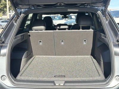 2026 Volkswagen Tiguan — photo 12 view