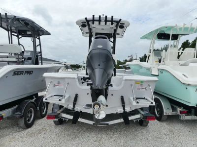 2027 Sea Pro 210 Bay - Photo 4