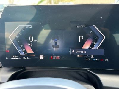 2025 BMW 2 Series — photo 32 view