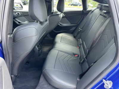 2025 BMW 2 Series — photo 18 view