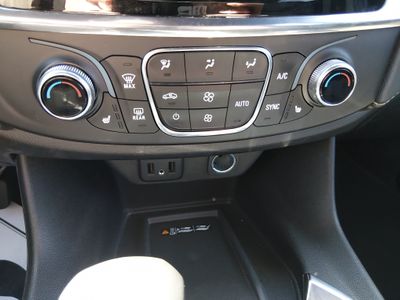 2023 Chevrolet Traverse — photo 19 view