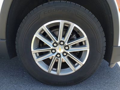 2023 Chevrolet Traverse — photo 10 view