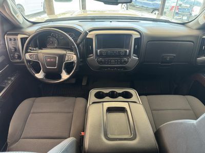 2019 GMC Sierra 2500HD - Photo 9