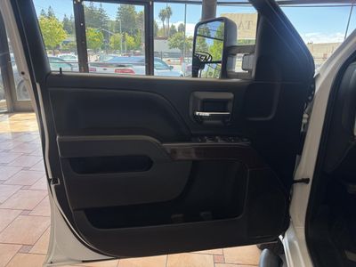 2019 GMC Sierra 2500HD - Photo 7